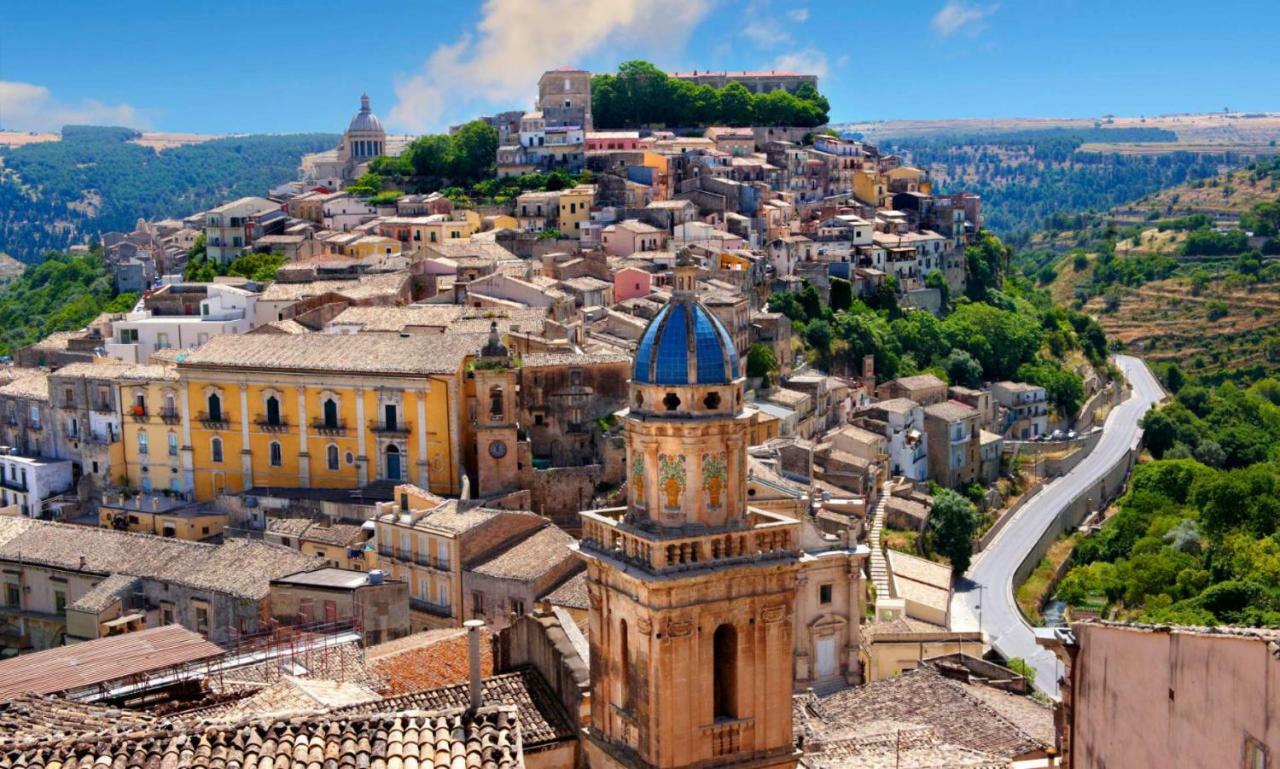 Grand Apartment Ragusa Bagian luar foto